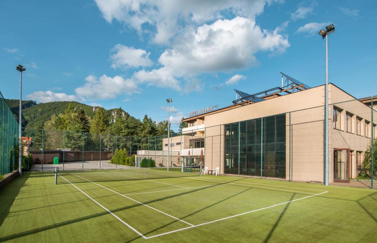 Wellness Hotel Diplomat Rajecké Teplice Eksteriør billede